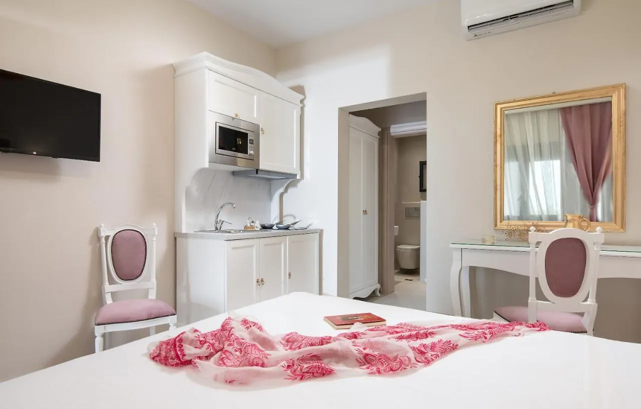 Light Blue Hotel Nea Kallikrateia
